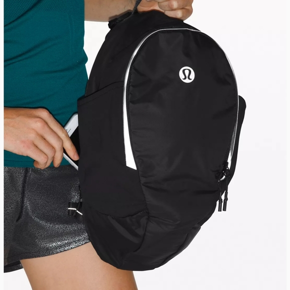 Lululemon Fast and Free Backpack (NWT) - Picture 5 of 7